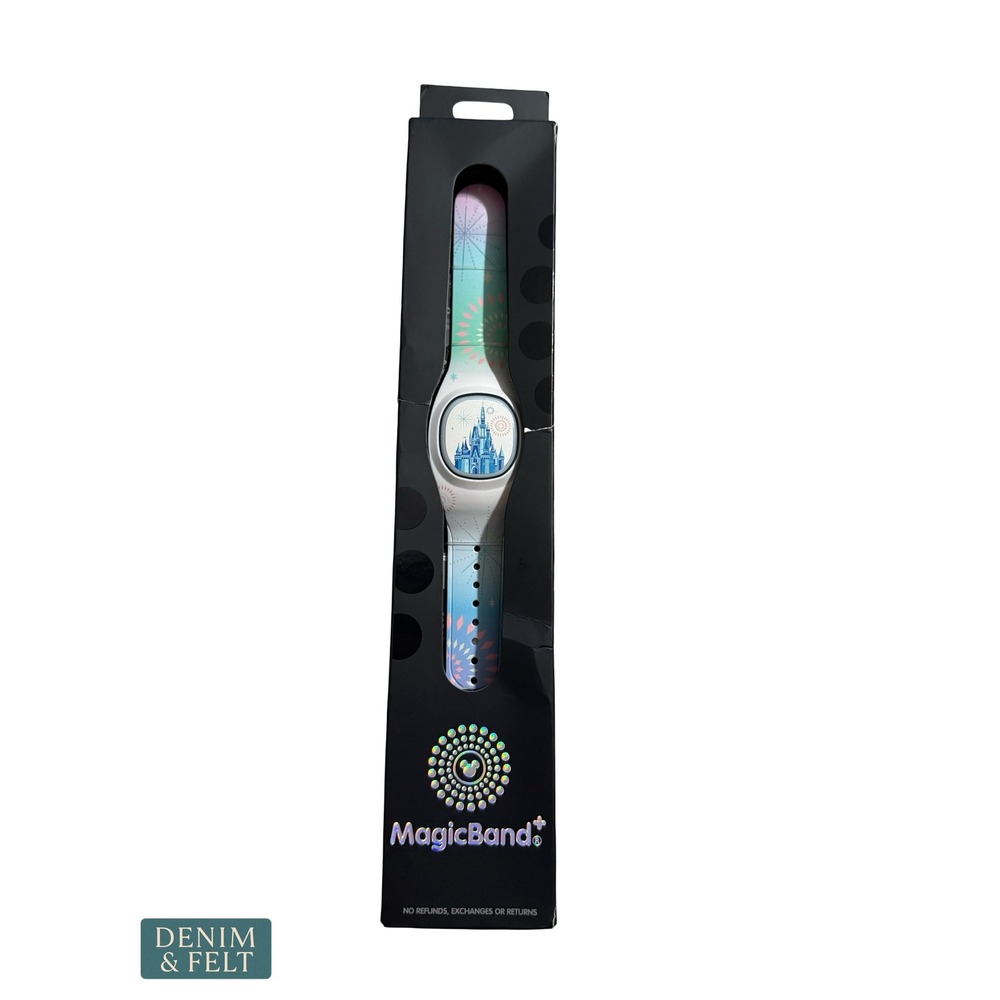 NEW Disney Parks Cinderella Castle MagicBand+ Walt Disney World Fireworks - Picture 3 of 7